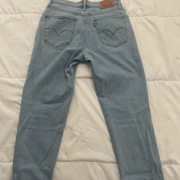 High rise skinny Levi’s - Picture 4 of 4